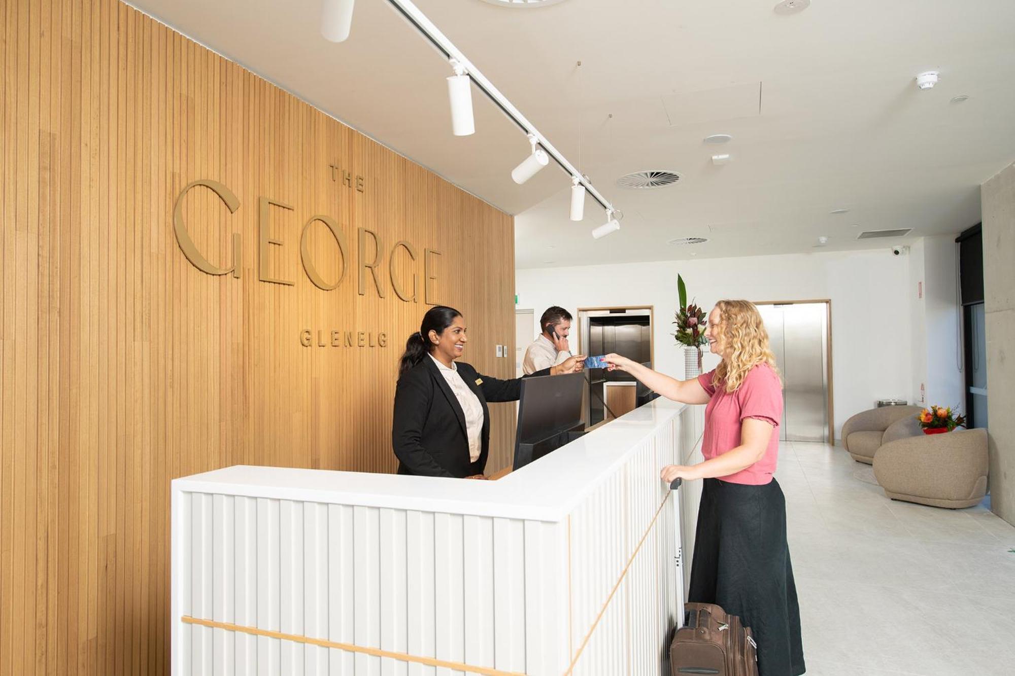 ホテル The George アデレード エクステリア 写真
